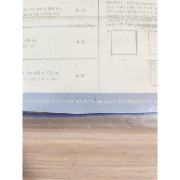 Mervyn's California Daisy Lane Tablecloth Blue 52"x70” Oblong USA - Picture 3 of 8